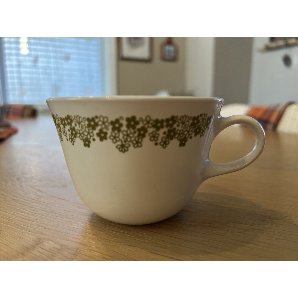 Vintage Pyrex Corelle Spring Blossom Green Crazy Daisy Coffee Tea Cup Mug USA